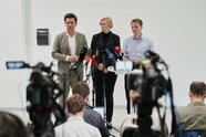 Sondierung in Berlin unterbrochen: Grüne fordern Erklärung der Linken