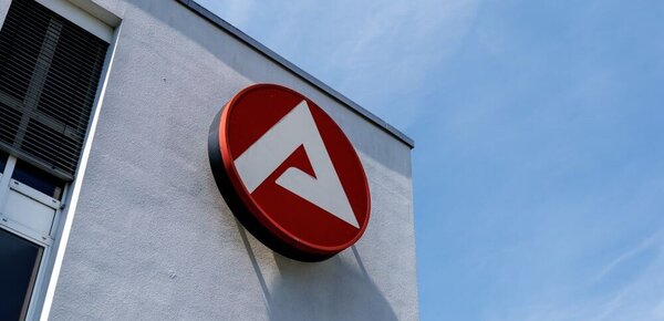 Milliardendefizit: Steigt jetzt der Beitrag zur Arbeitslosenversicherung?