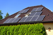 Bayern stellt sich gegen Bundeswirtschaftsministerin Reiches Solarpläne