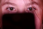 Kinderschutz bei Tiktok und Co: Was ist der richtige Weg?