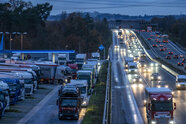 Tausende Tankstellen verstoßen gegen 12-Uhr-Regel