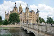 AfD stärkste Partei in Mecklenburg-Vorpommen - Erdrutschsieg der Linken in Berlin