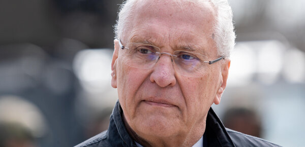 Bleiben oder gehen? Herrmann fordert Perspektiven für Syrer