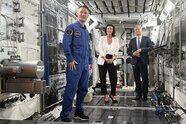 Für Notfälle: Astronaut Maurer übt Zähne ziehen