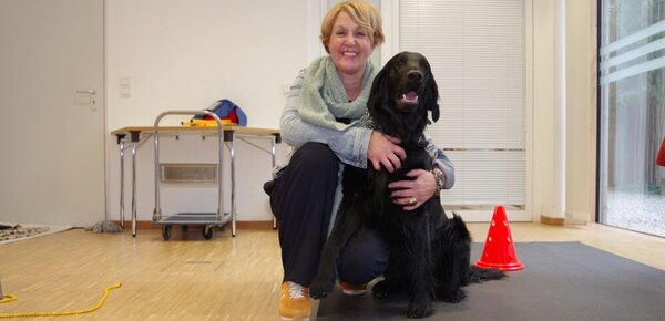 Ängste abbauen: Mit dem Hund in den Knast