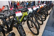 Mehr als jeder Dritte in Bayern besitzt Elektrorad