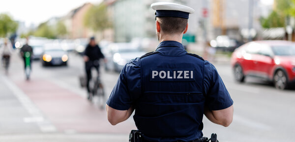  Vorschläge der Rentenkommission: So teuer könnte es für Beamte werden