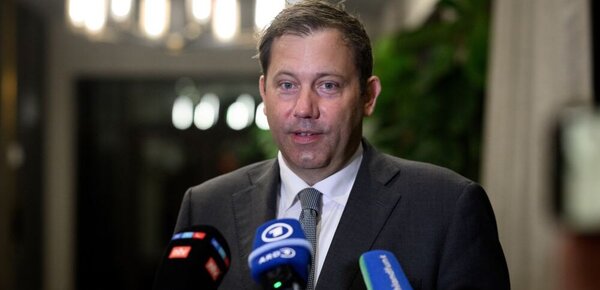 Bald kommt sie in den Bundestag: Was bringt Klingbeils Steuerreform wirklich?