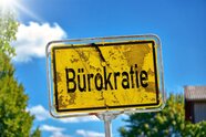 "Ängste vor Job- oder Bedeutungsverlust nehmen" - Bürokratieexperte Christoph Giehl im BSZ-Interview