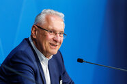 Innenminister Herrmann: Mein Glaube gibt mir in schweren Zeiten Halt 