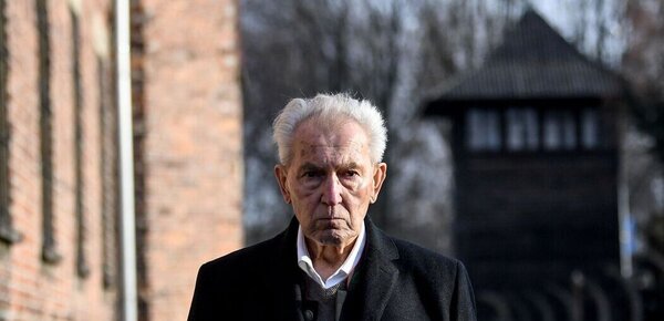 Auschwitz-Überlebender Höllenreiner gestorben