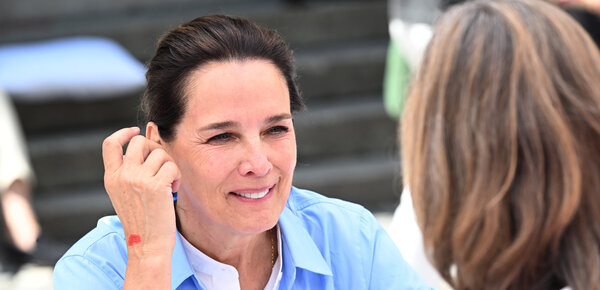 Regierung setzt Pflegekommission ein – Reform bis Mitte 2027