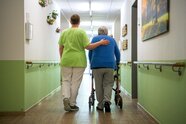 Pflege akut in Not? Das bedeutet der Weckruf der Kassen