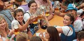 Perfekt zur Wiesn: Wo und wie man Bairisch lernen und üben kann