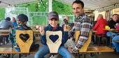Diese Erfindung eines Weißenburgers macht den Bierzeltbesuch viel bequemer