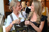 "Bier, Boobs, Brezn" - Ein lesbisches Wiesn-Event 