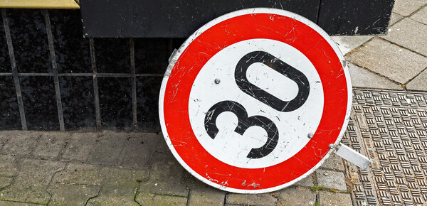 Verwaltungsgericht verlangt Tempo 30 auf Mittlerem Ring 