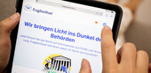 Neugierige Bürger und Journalisten ausbremsen