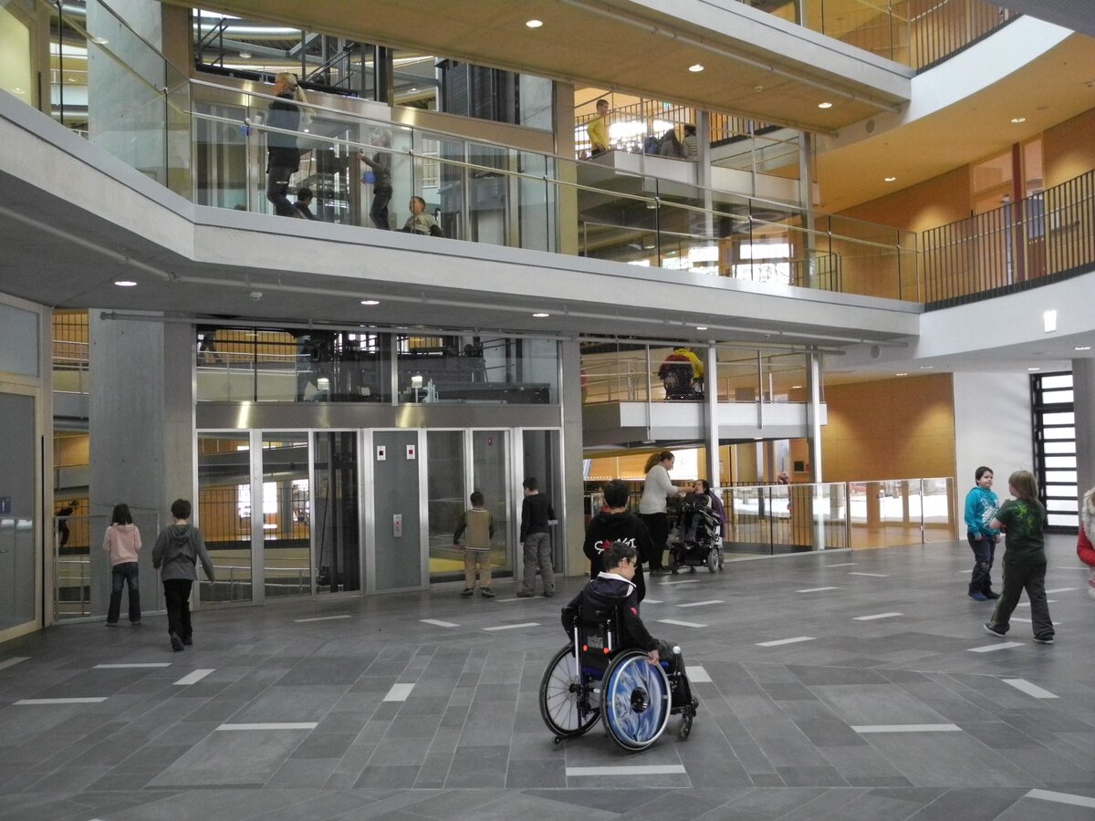 Offene Galerien zum Atrium